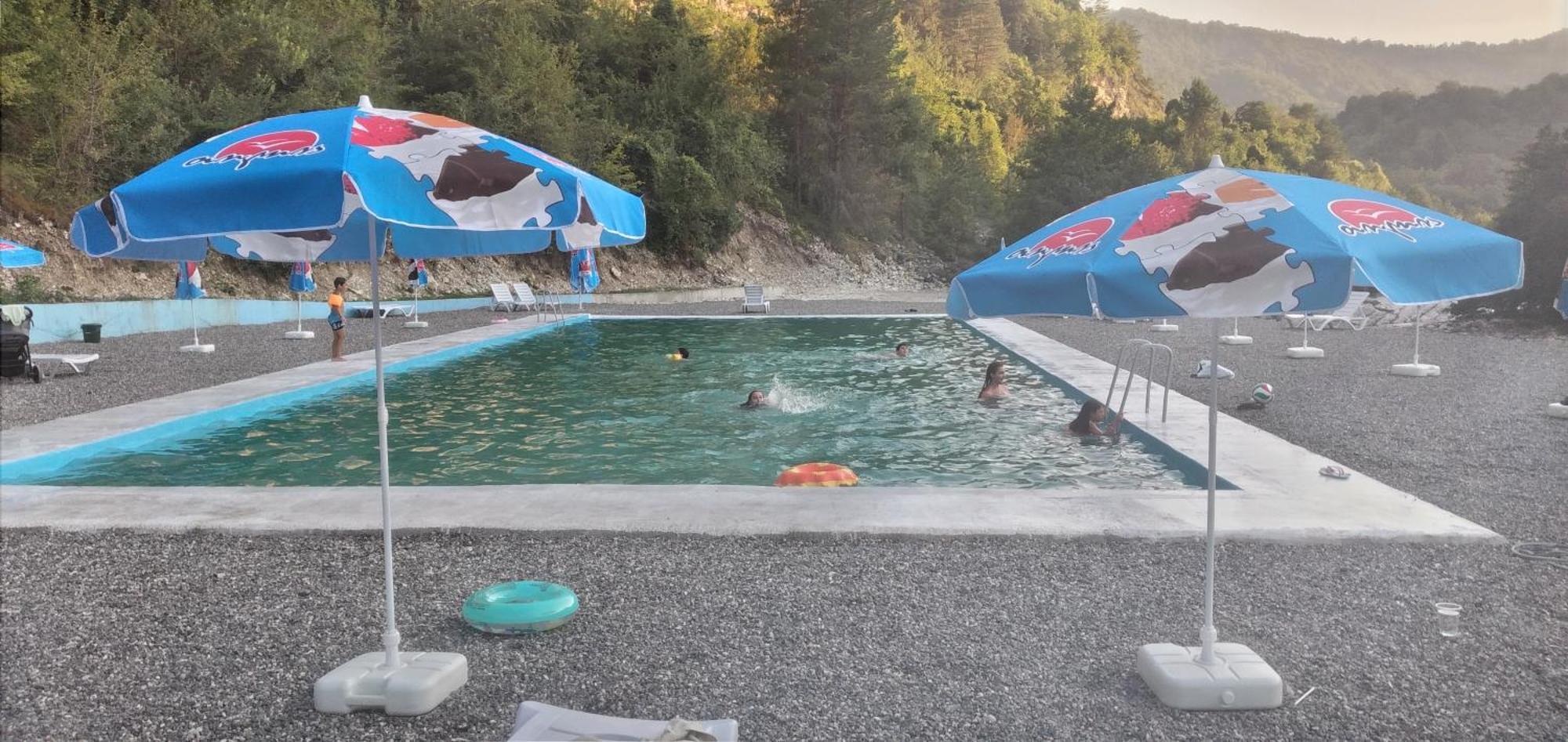 Panorama Hotell Kutaisi Exteriör bild